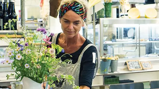 Als MKB ondernemer wil jij toch ook kosten besparen en slimmer omgaan met energie? Als MKB ondernemer wil jij toch ook kosten besparen en slimmer omgaan met energie?